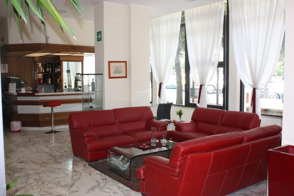 Hotel Mediterraneo Chianciano Terme Exterior foto
